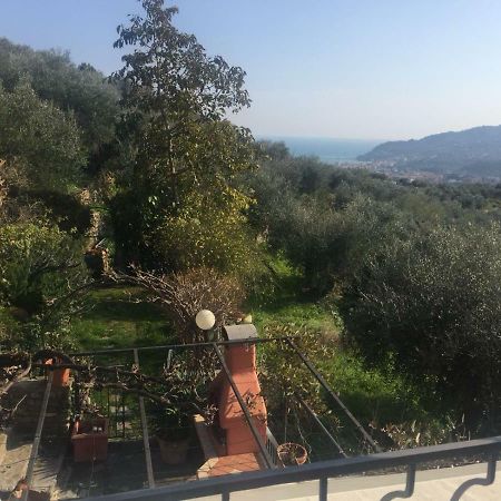 Villa Tavernetta A 10 Minuti Dal Mare Diano San Pietro Exterior foto